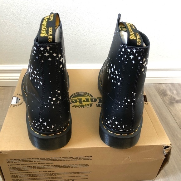 Dr. Martens 1460 PASCAL STARS LEATHER LACE UP BOOTS 11 M 12 W - Picture 6 of 9